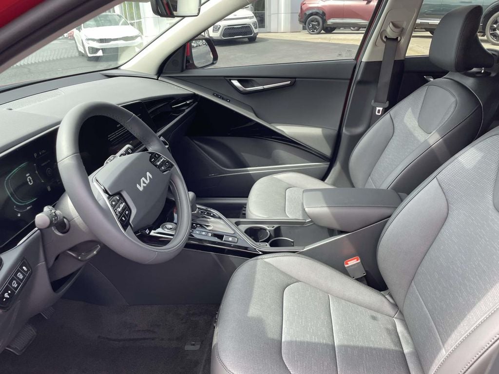2026 Kia Niro SX