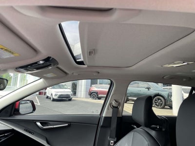 2026 Kia Niro SX