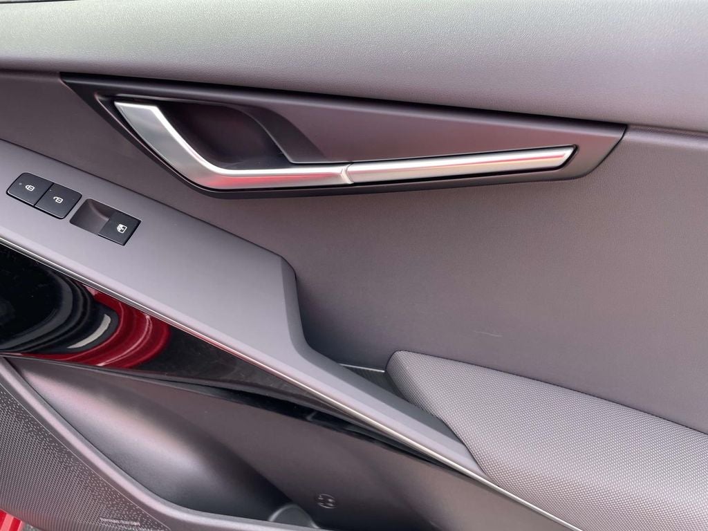 2026 Kia Niro SX