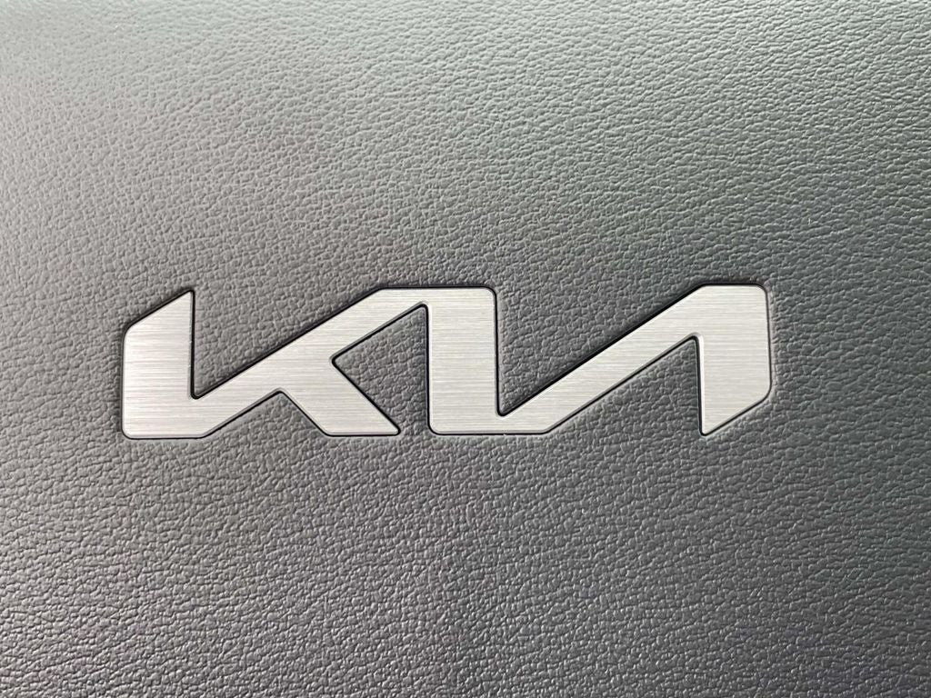 2026 Kia Niro SX