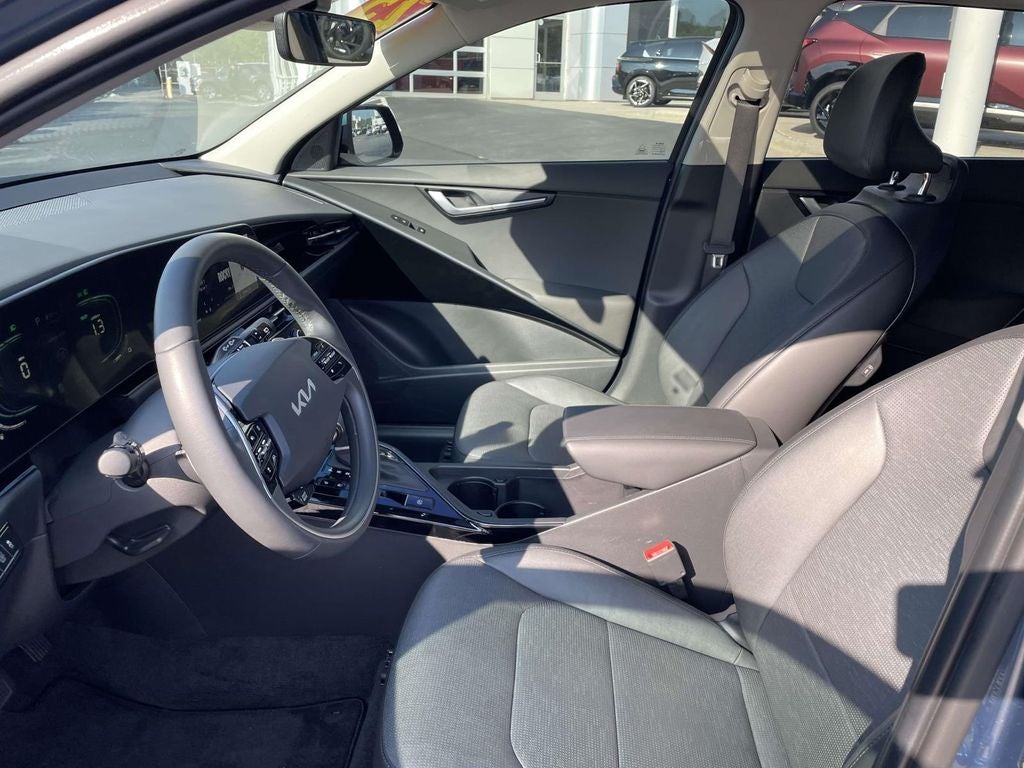 2025 Kia Niro SX
