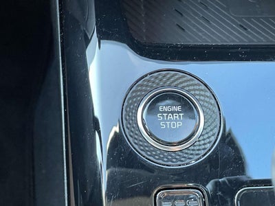 2025 Kia Niro SX