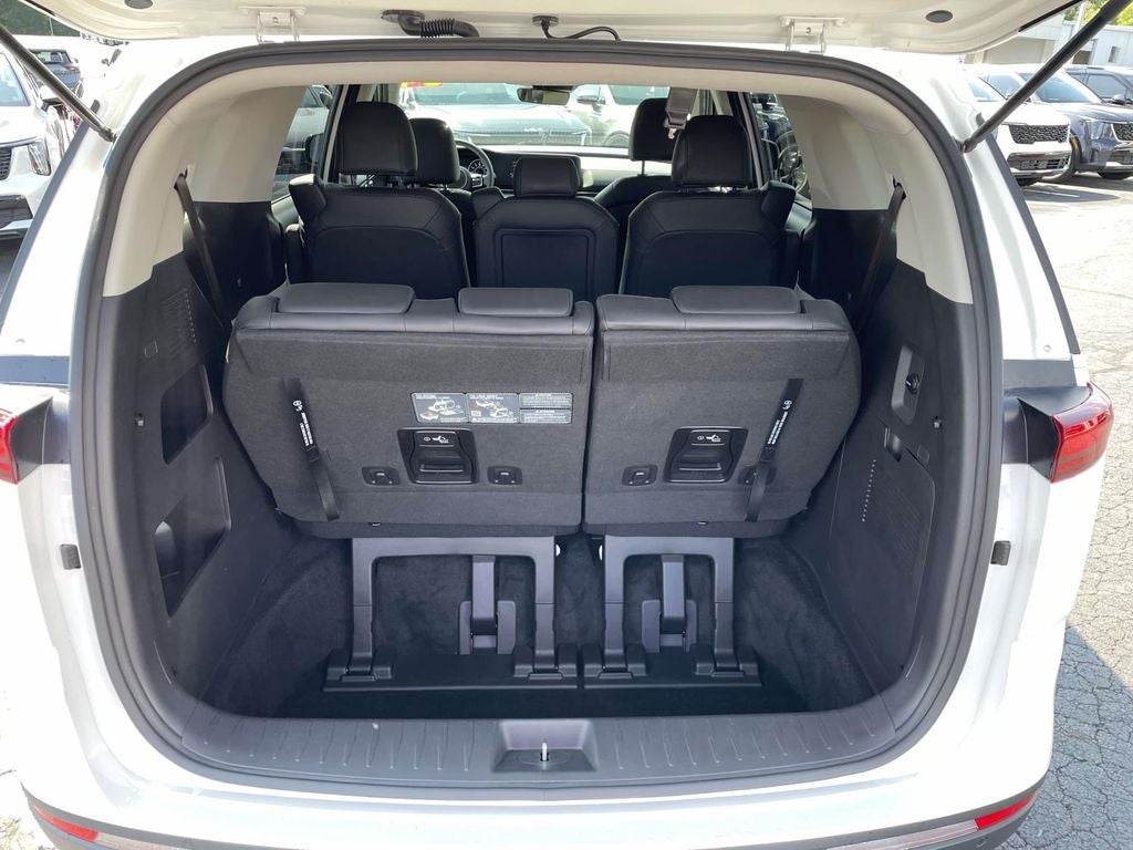 2024 Kia Carnival LX