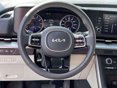 2024 Kia Carnival LX