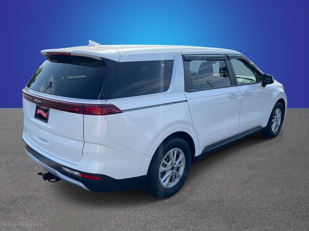 2024 Kia Carnival LX