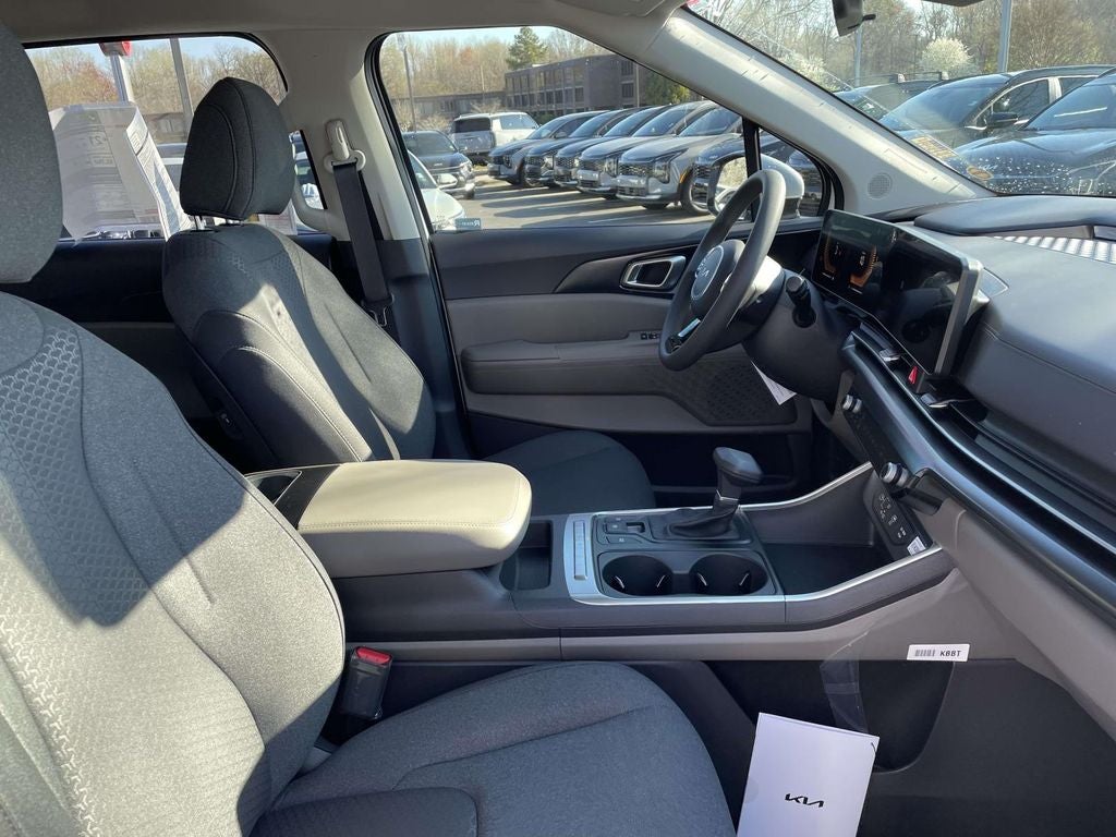 2026 Kia Carnival LX