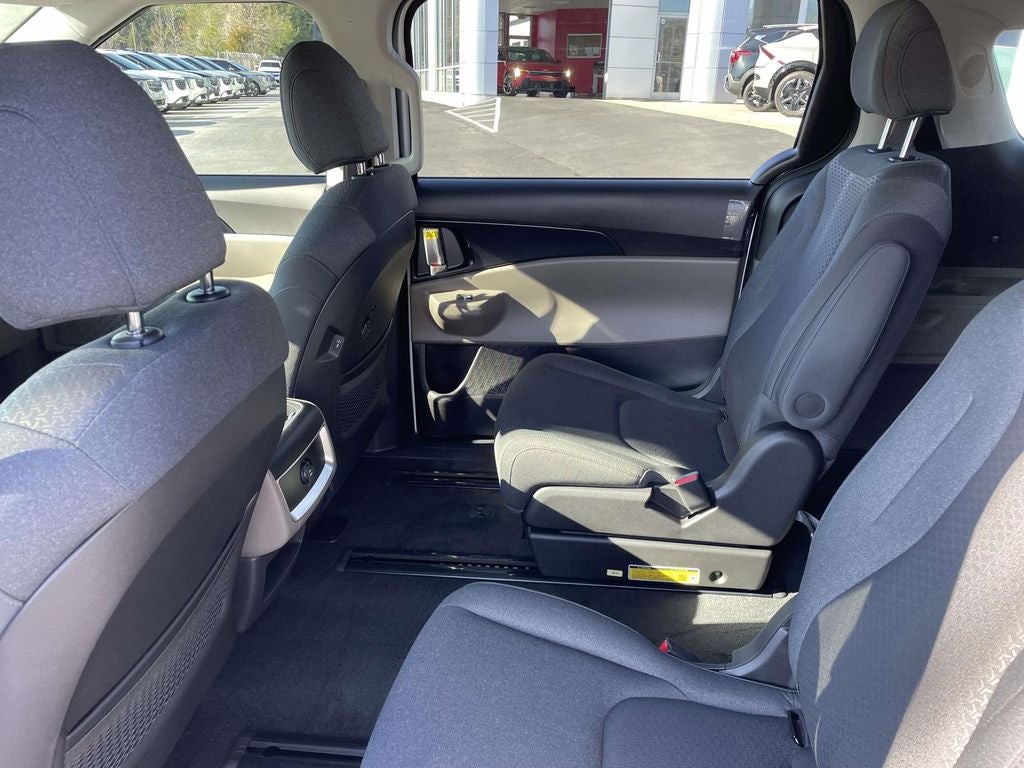 2026 Kia Carnival LX