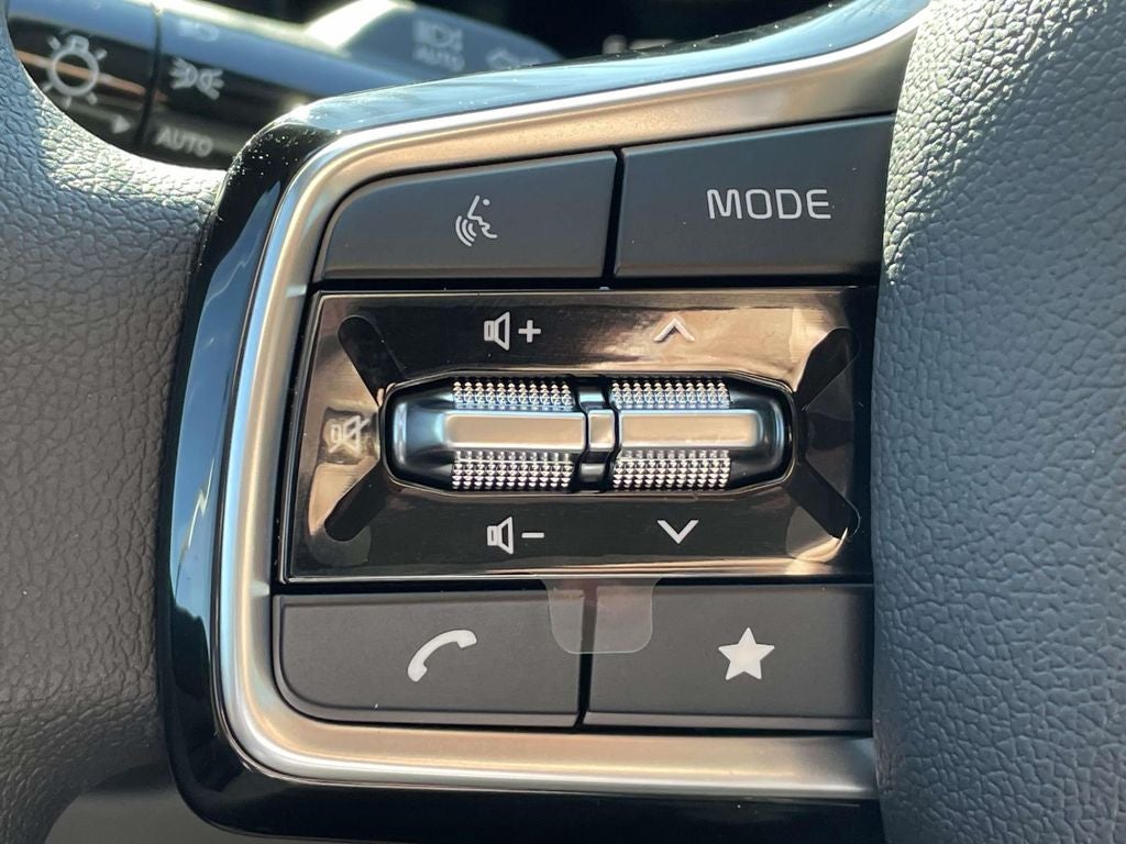 2026 Kia Carnival LX