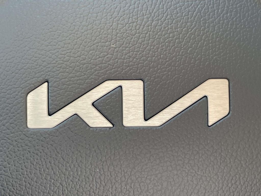 2026 Kia Carnival LX