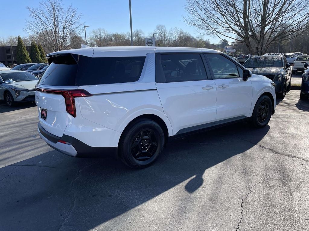 2026 Kia Carnival LX