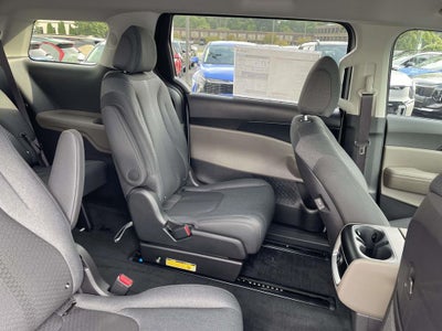 2027 Kia Carnival LX