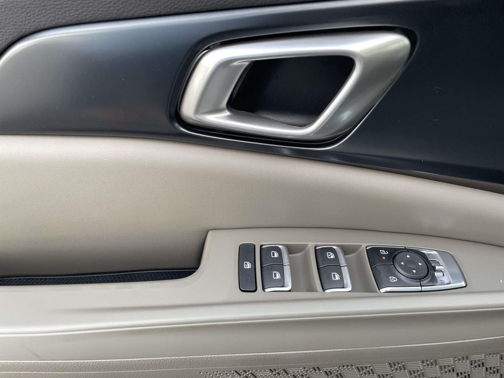 2027 Kia Carnival LX