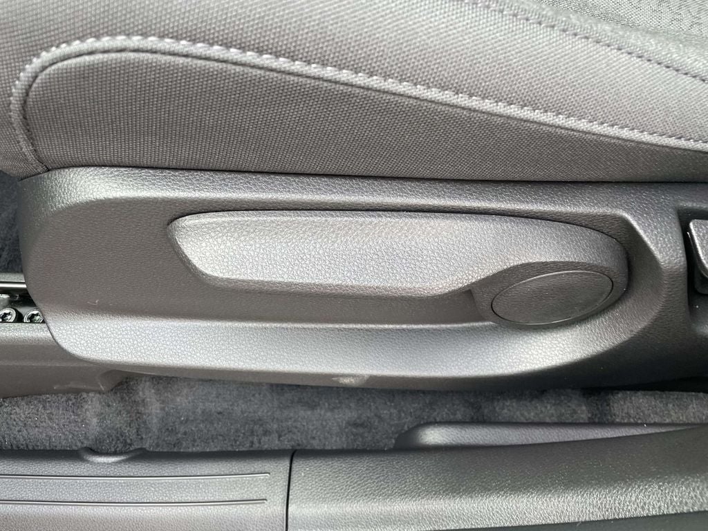 2027 Kia Carnival LX