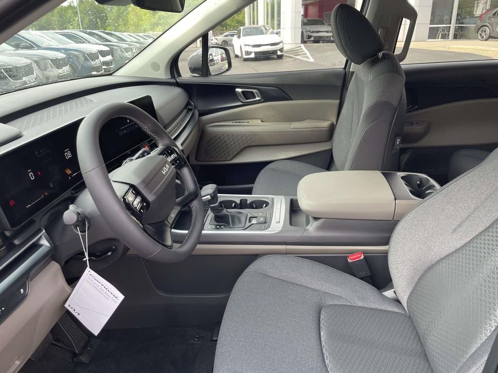 2027 Kia Carnival LX