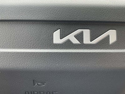 2027 Kia Carnival LX