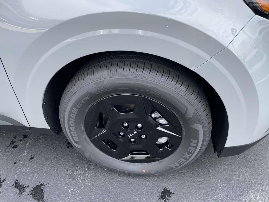 2027 Kia Carnival LX