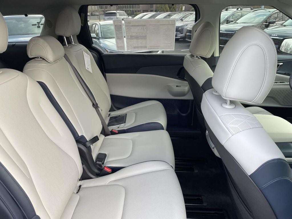 2026 Kia Carnival EX