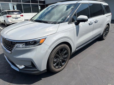 2023 Kia Carnival SX