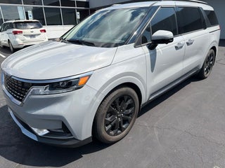2023 Kia Carnival SX