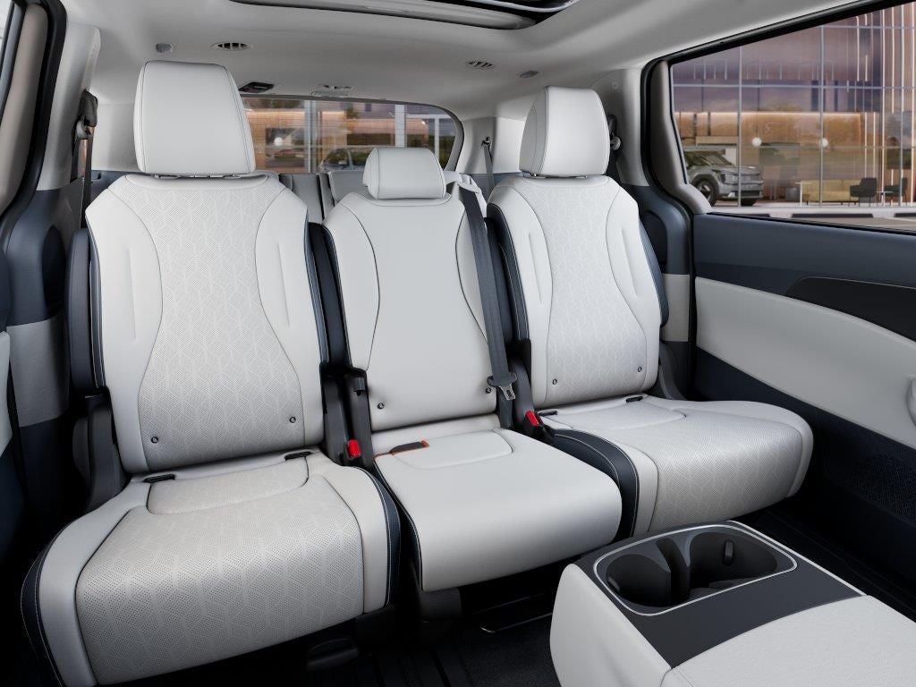 2027 Kia Carnival SX