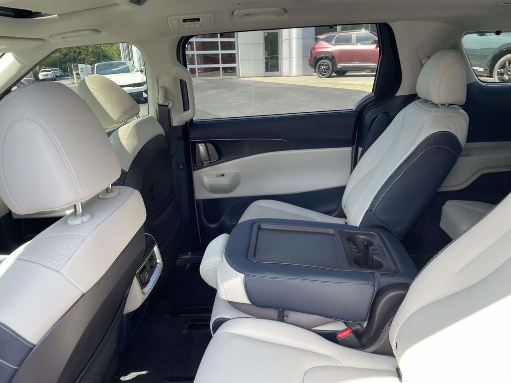 2027 Kia Carnival SX Prestige