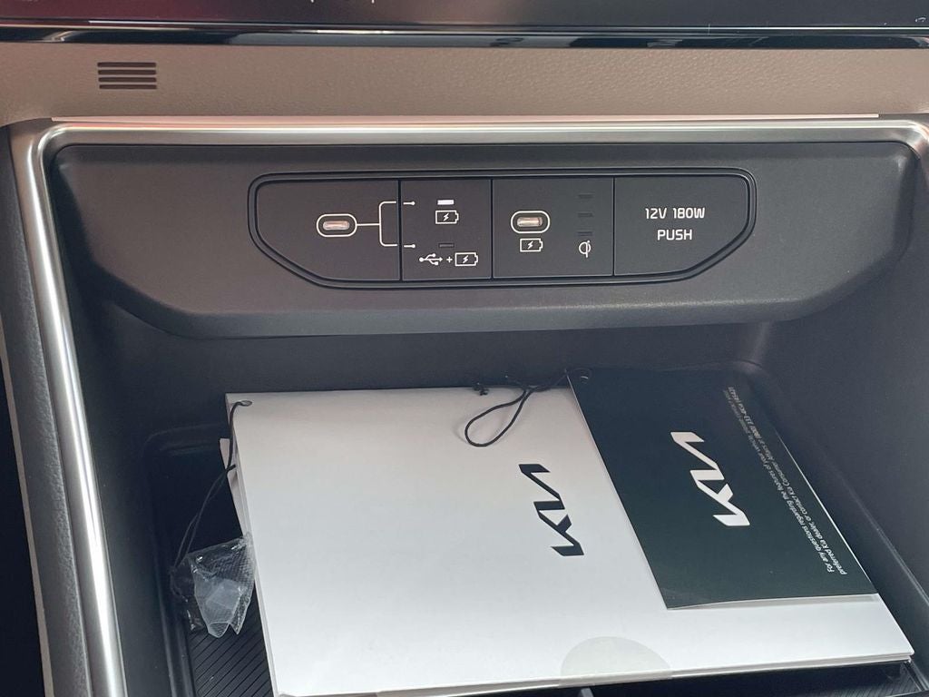 2027 Kia Carnival Hybrid SX