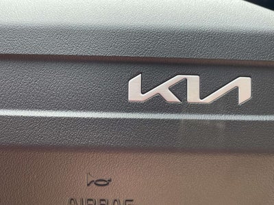2027 Kia Carnival Hybrid SX