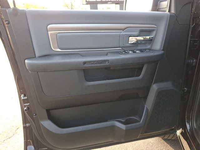 2024 RAM Ram 1500 Classic SLT - Photo 12