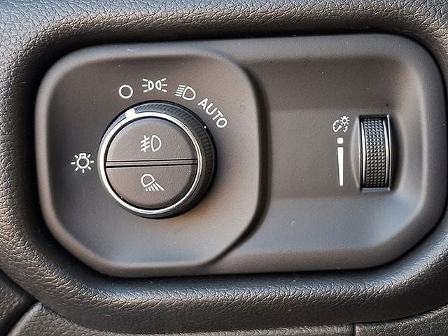 2023 RAM Ram 3500 Pickup Tradesman - Photo 25