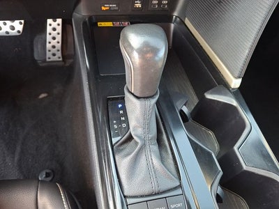 2025 Toyota Camry SE Hybrid