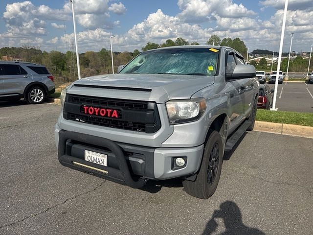 2017 Toyota Tundra SR5