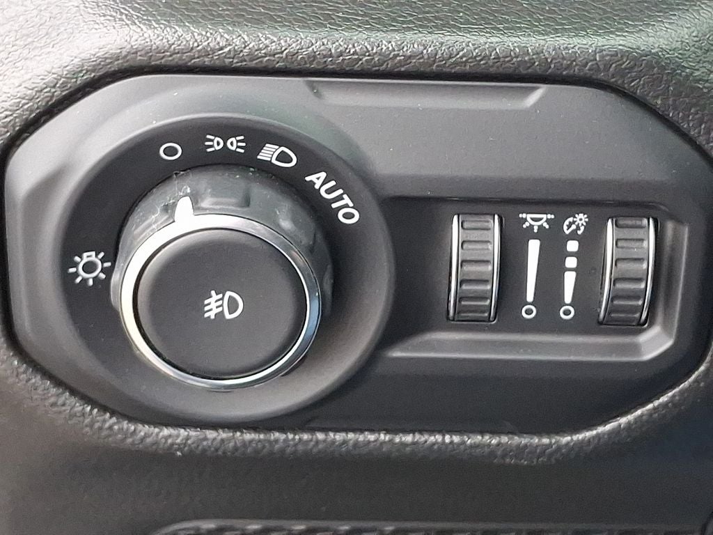 2022 Jeep Wrangler Unlimited Willys