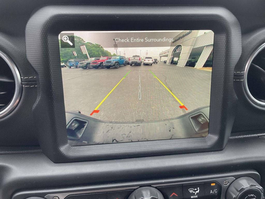 2022 Jeep Gladiator Overland