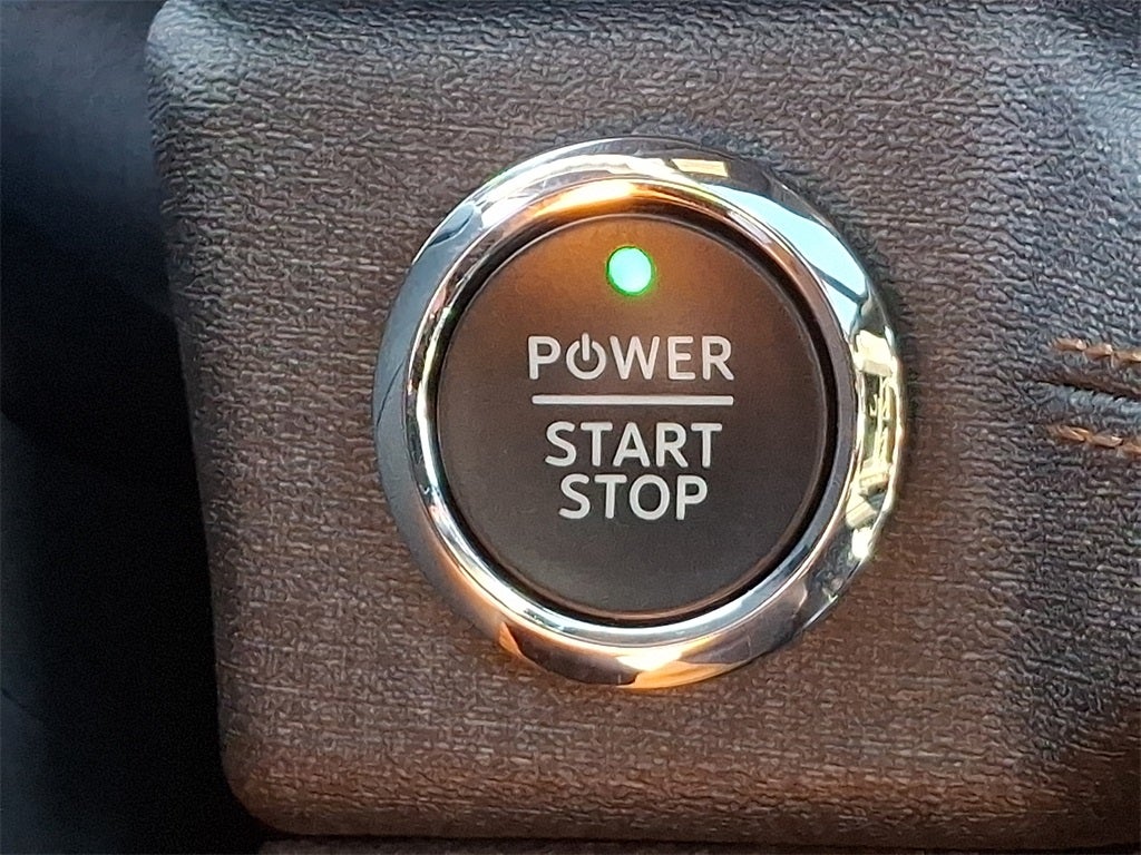 2023 Ford F-150 Lightning Lariat