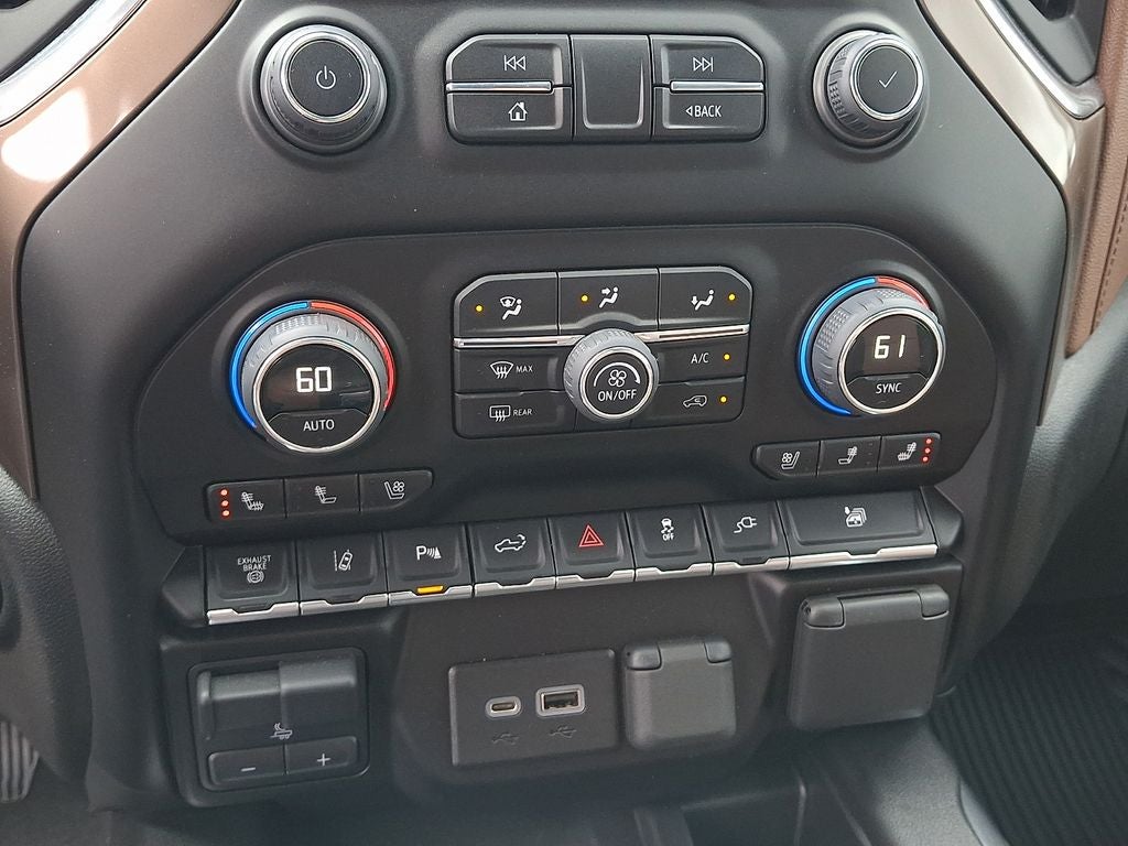 2023 Chevrolet Silverado 3500HD High Country
