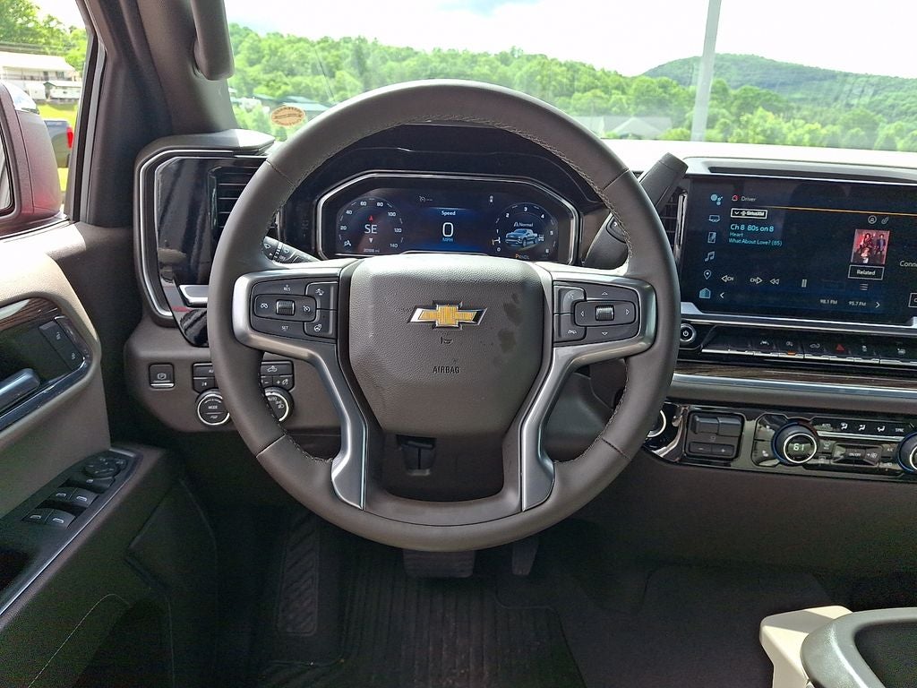 2023 Chevrolet Silverado 1500 LT LT1