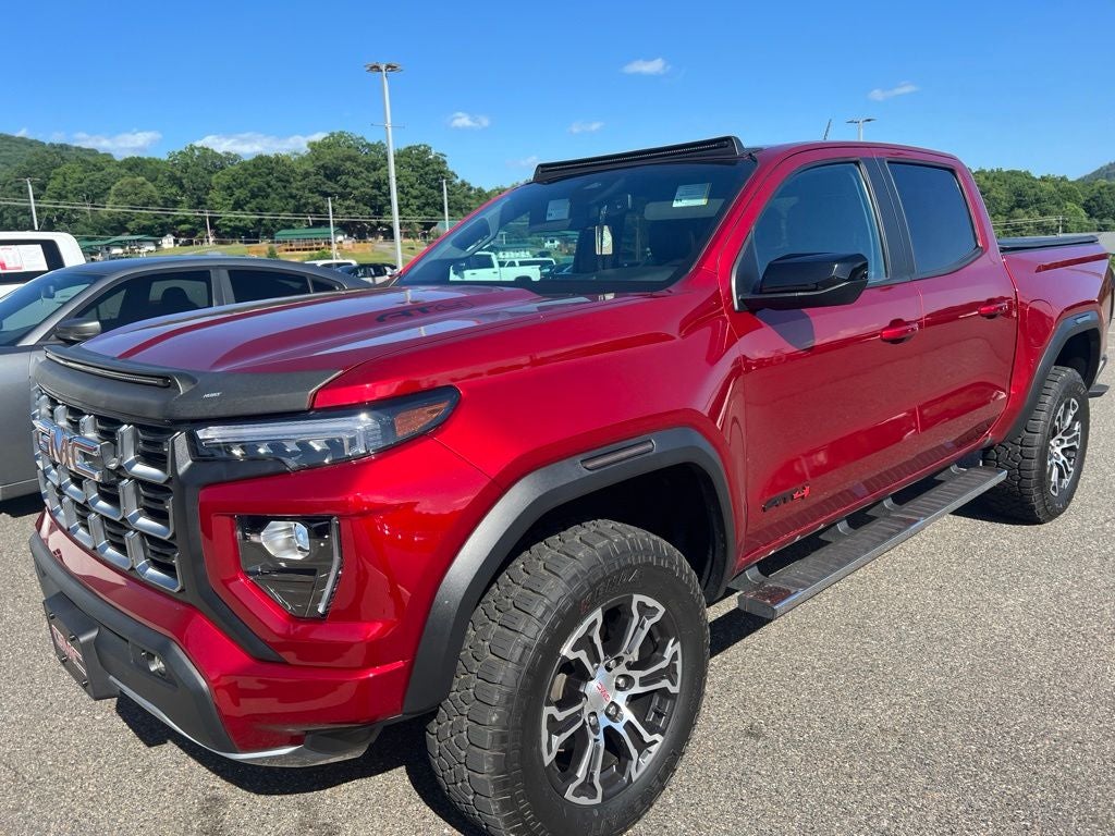 2023 GMC Canyon AT4