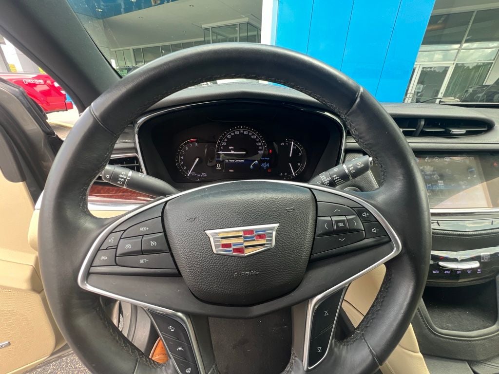 2017 Cadillac XT5 Luxury