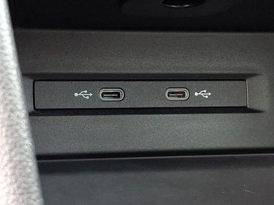 2024 Volkswagen Taos 1.5T SE Black