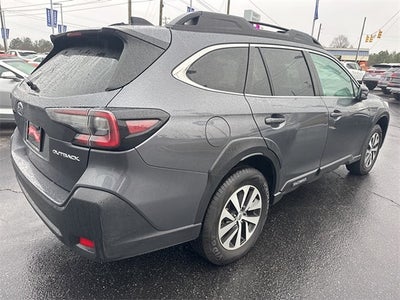 2025 Subaru Outback Premium