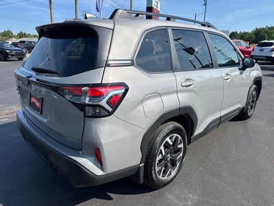 2025 Subaru Forester Premium