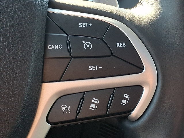 2018 Jeep Grand Cherokee Summit