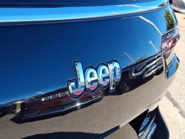 2021 Jeep Grand Cherokee L Laredo