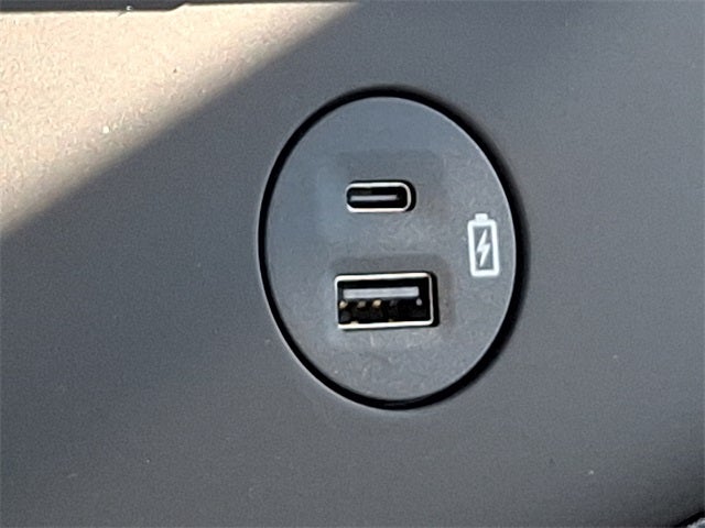 2023 Ford F-650SD Base