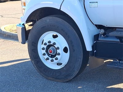 2023 Ford F-650SD Base