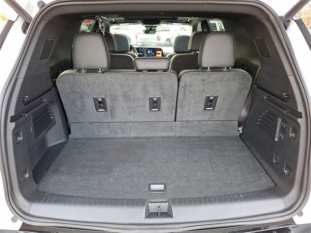 2025 Chevrolet Traverse High Country