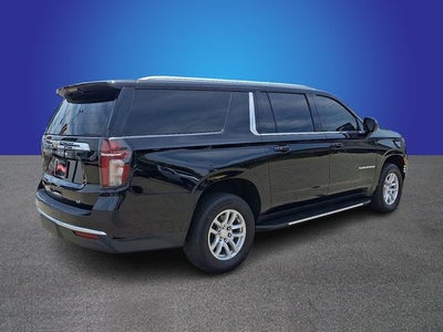 2023 Chevrolet Suburban LT