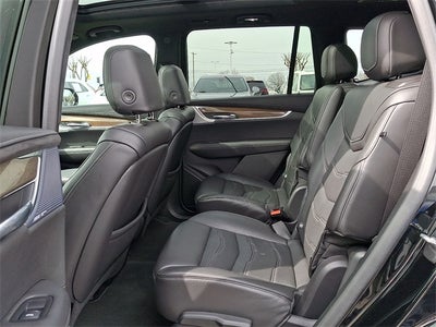 2022 Cadillac XT6 Premium Luxury