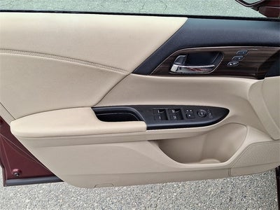 2016 Honda Accord EX-L w/Navigation and Honda Sensing