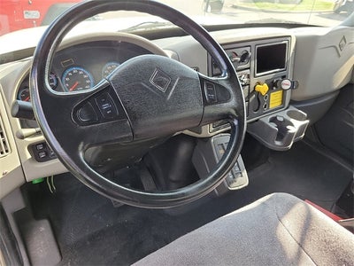 2018 International 4300 26FT BOX